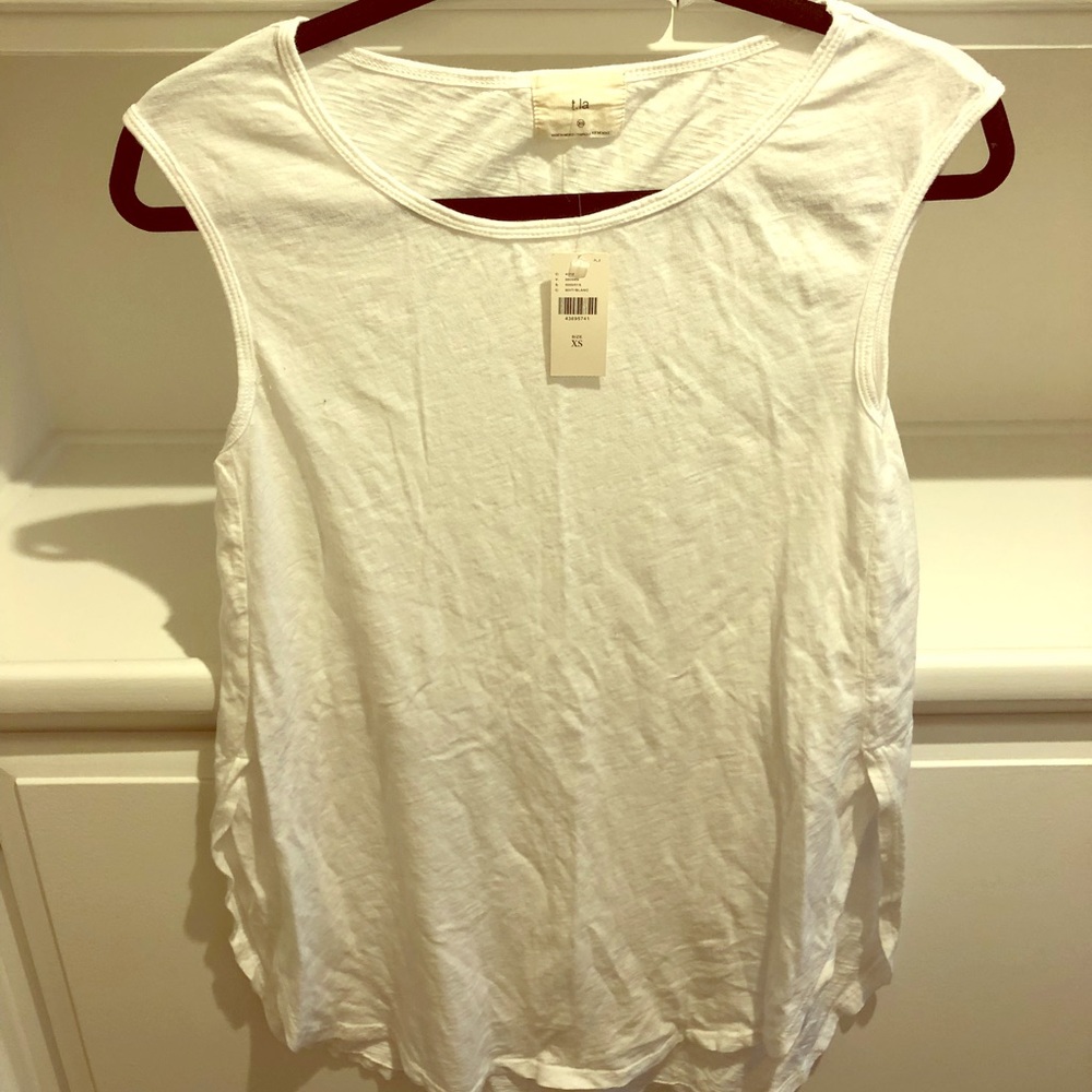 White Anthropologie tank top size XS